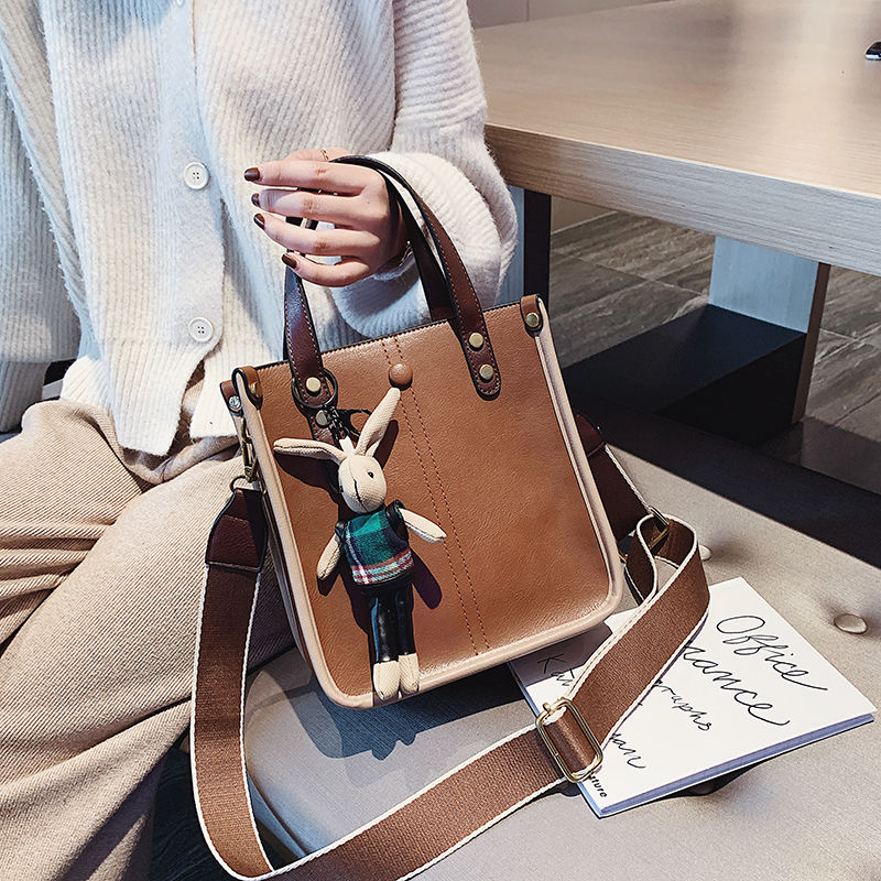 Bag female crossbar bag new fashion Korean version female student net red envelope fashion portable one shoulder Bucket Bag