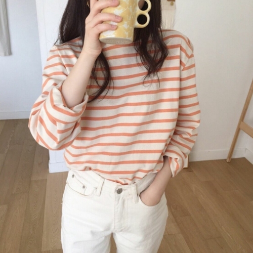 Autumn new Korean creative stripe printed t-shirt female student long sleeve loose inner bottom shirt