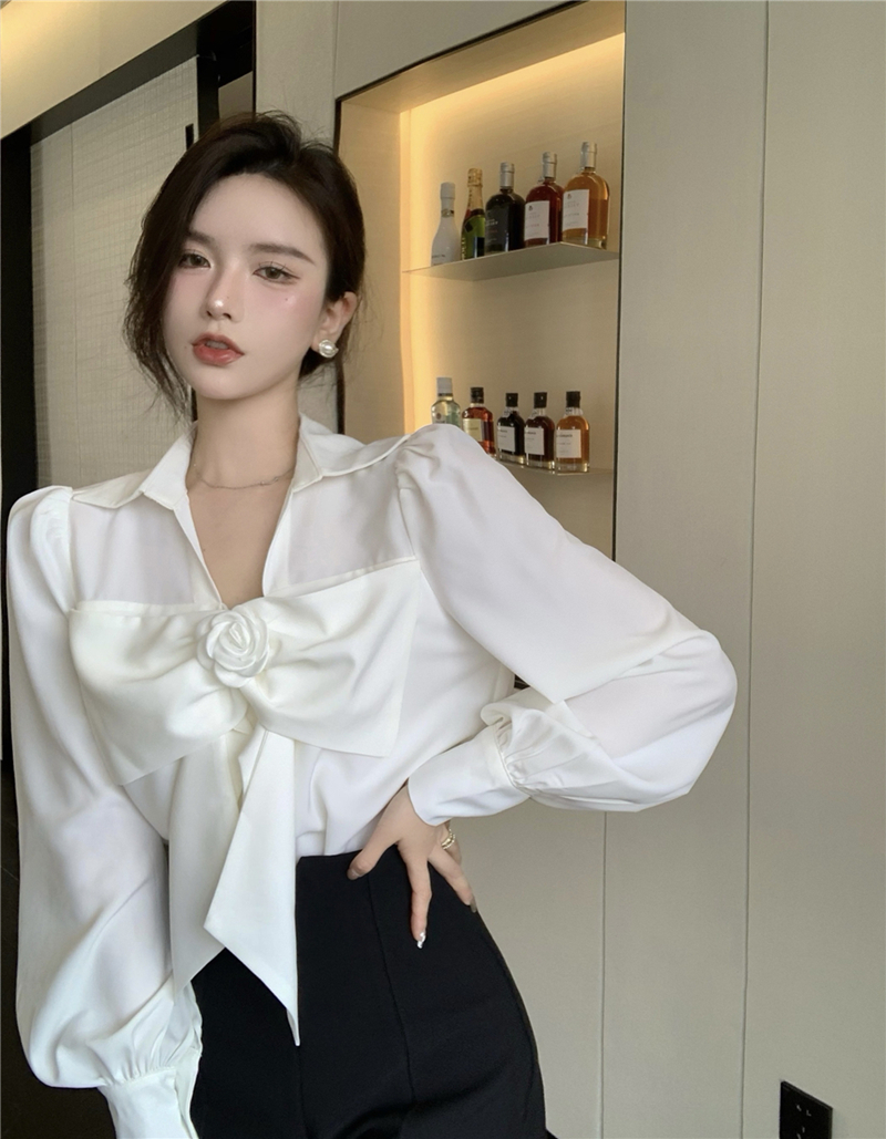 Real shot retro Hong Kong Style niche design sense of chic top bow Camellia white shirt female autumn