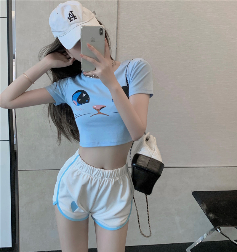 Real price cute cat face navel exposed short sleeve T-shirt + embroidered love sports contrast Shorts Set