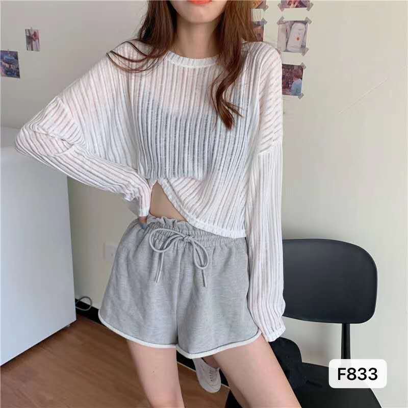 White Long Sleeve T-shirt for women's summer 2020 new Korean chic age reducing versatile thin cut out top fashion