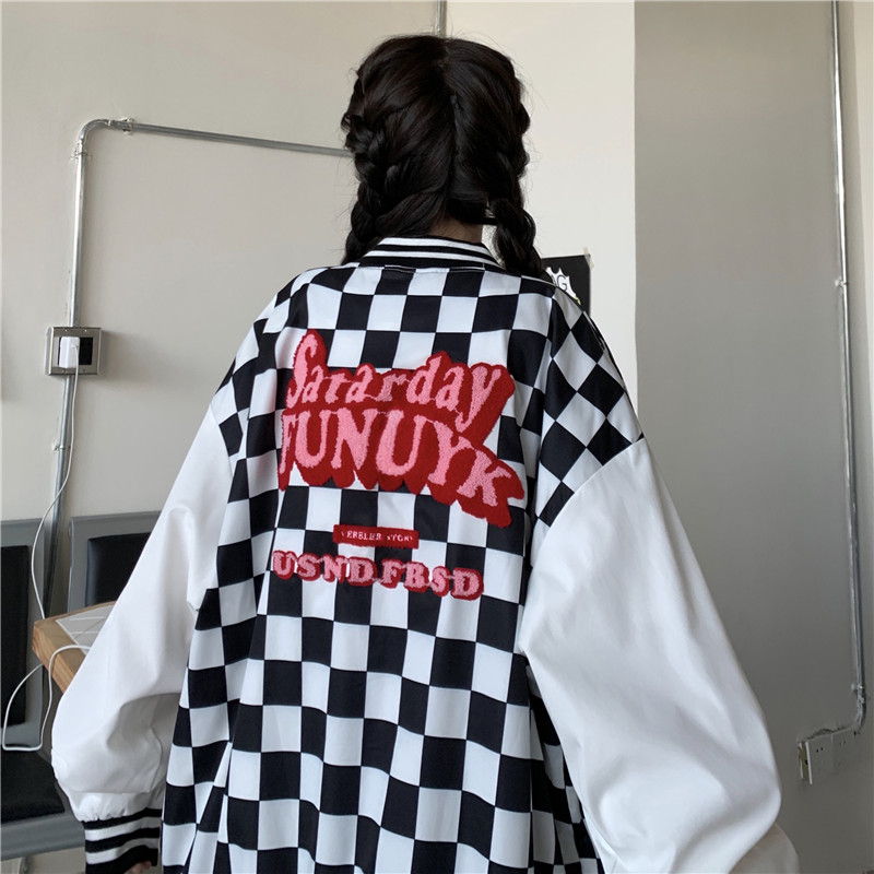 The actual shooting has inner Baseball Jacket, thin oversize, national tide and Korean style, salt jacket, female
