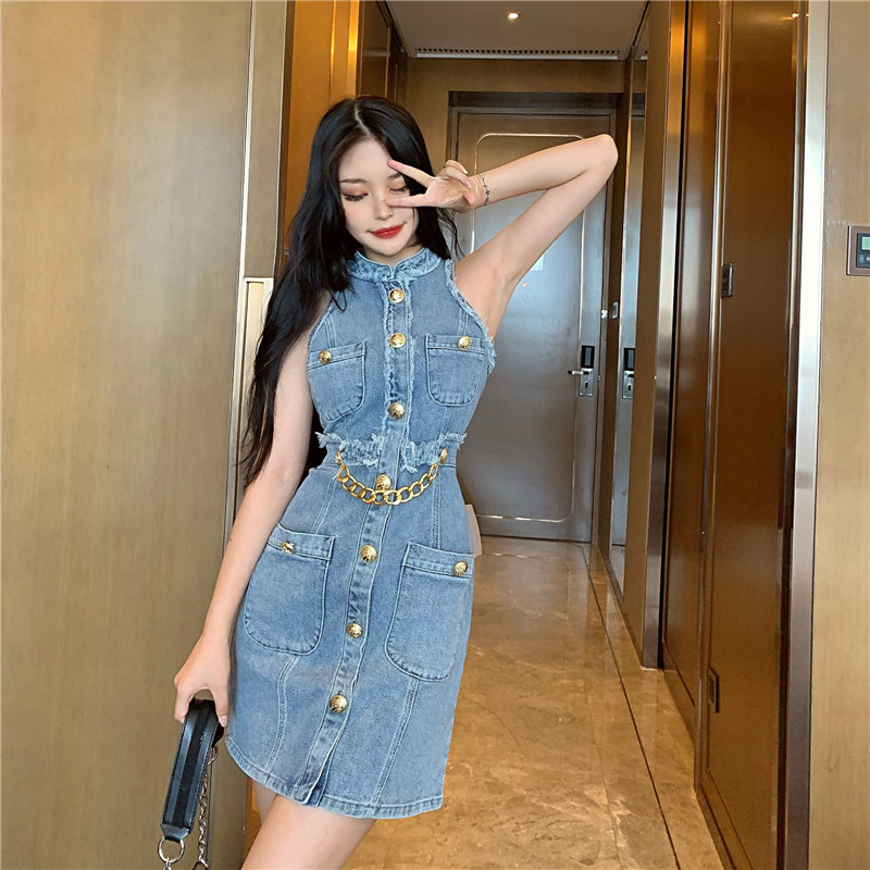 Real photo real price 2020 new French retro metal button cut shoulder sleeveless heavy industry raw edge sexy denim dress