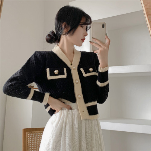 Real price retro elegant small fragrance coat short pearl button fashion Korean sweater cardigan