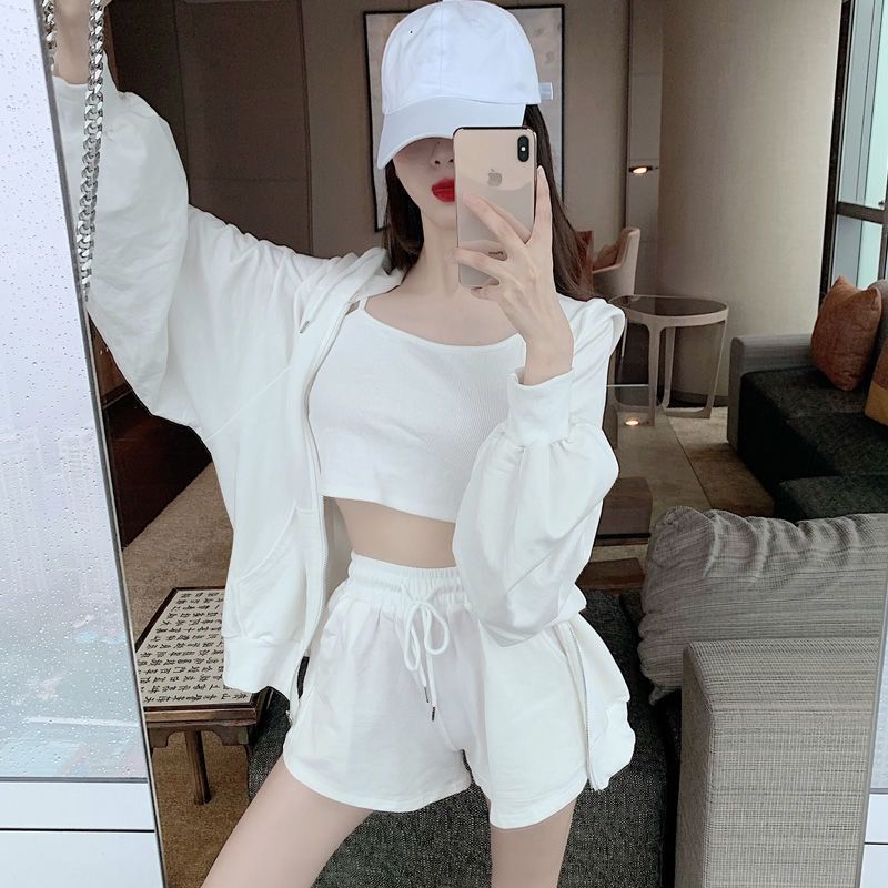 2020 summer new net red and white sports suit women's Vest + coat + shorts fashion Hong Kong style three piece suit
