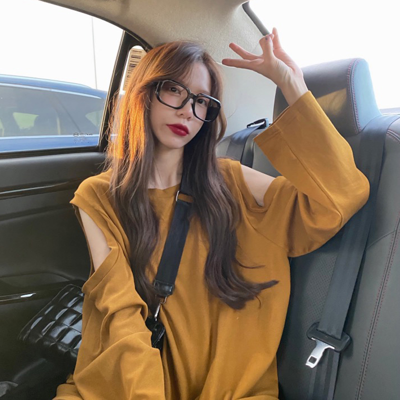 New loose long sleeve T-shirt in autumn 2021