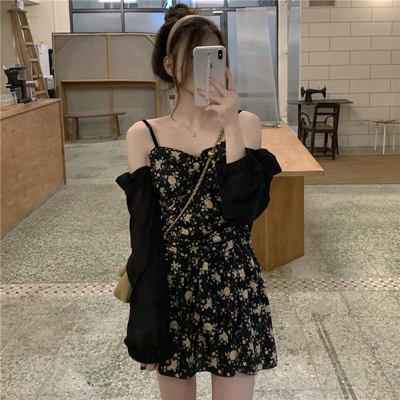 Real price autumn sweet design sense long sleeve thin short skirt French broken flower fake two-piece dress