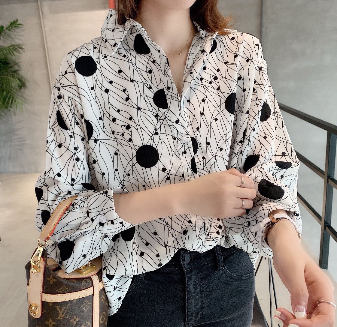 Shirt women's Autumn New Retro Hong Kong printed shirt loose lazy style long sleeve top bottomed shirt