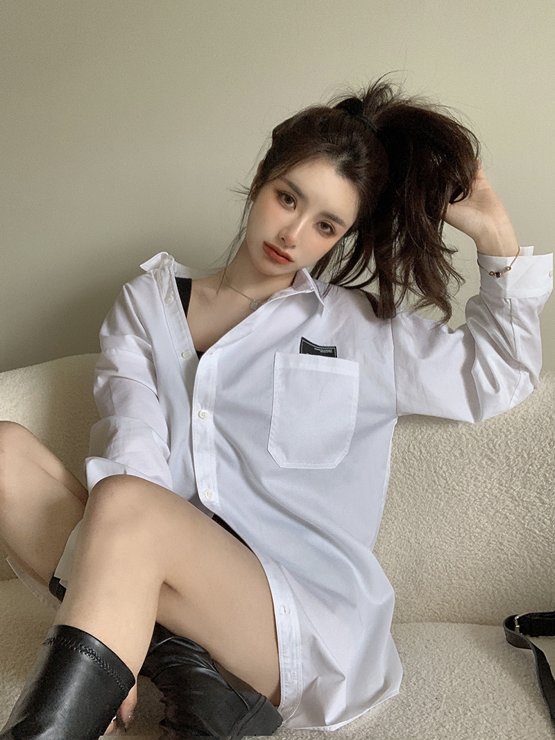 Real price 2021 autumn white top irregular medium and long shirt design sense of minority shirt women