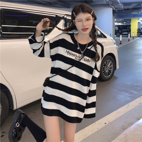 Real price real shot black and white striped sweater loose retro lazy sweater hole off shoulder top