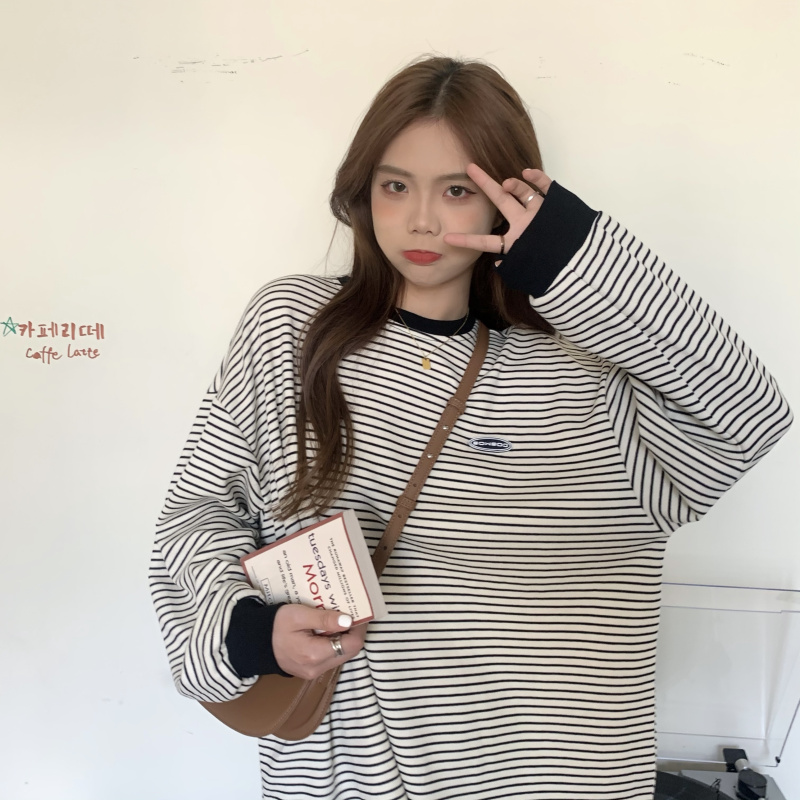 Real price real shot college style stripe T-shirt Korean letter logo Pullover loose and thin round neck top