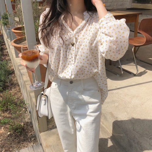 Korean soft and comfortable wrinkled cute flower pattern shirt