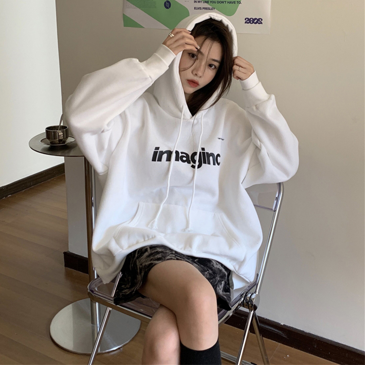 New autumn and winter Plush Japanese and Korean women's clothing lovers thickened letter printing hooded black women's sweater