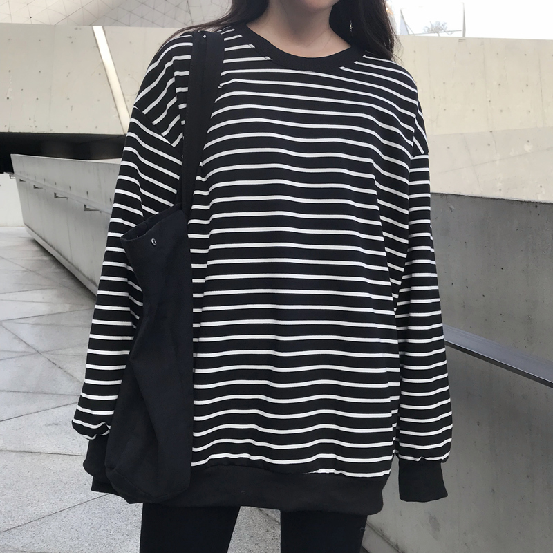 Real shot 2020 new Korean version super fire flabby stripe long sleeve sweater student top with thin velvet