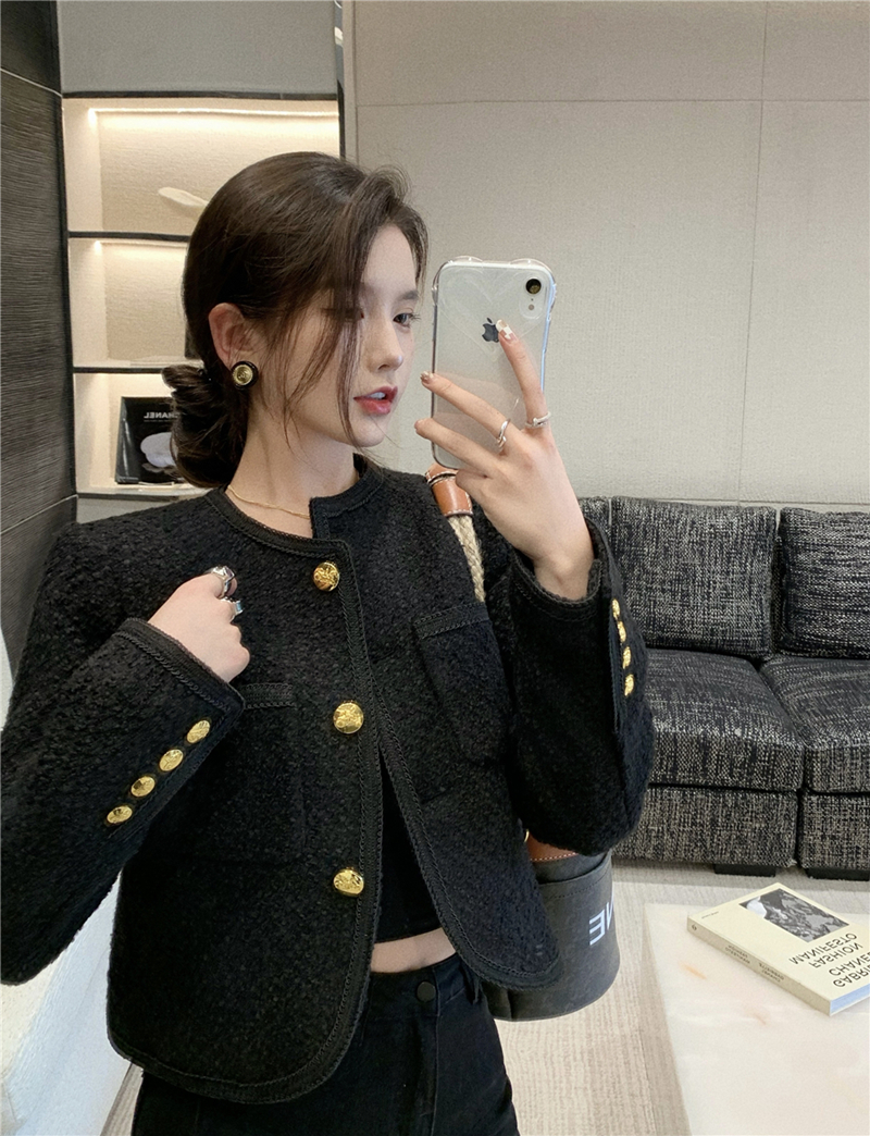 Real shooting autumn clothes Retro Black woven small fragrance loose profile thin short woolen Jacket Women