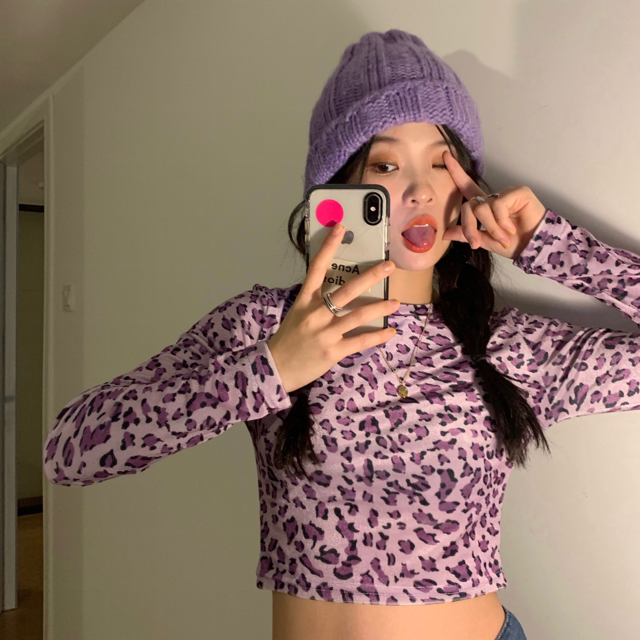 New real shot real price eye-catching purple leopard print thin elastic velvet long sleeve short top T-shirt