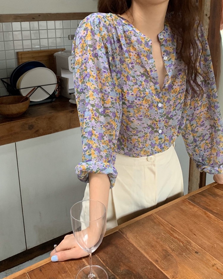 South Korea is not tacky, sweet and gentle Purple Floral Shirt