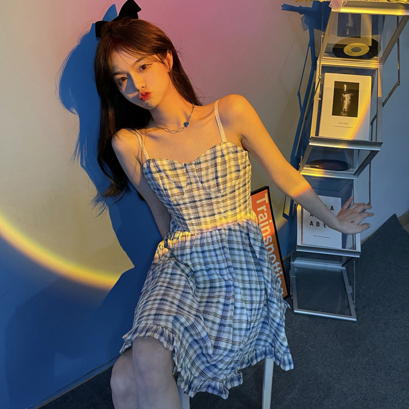 Real French first love sweet summer close waist show thin Plaid suspender dress