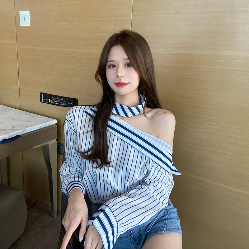 Real price Korean hanging neck diagonal shoulder coat off shoulder careful machine shirt