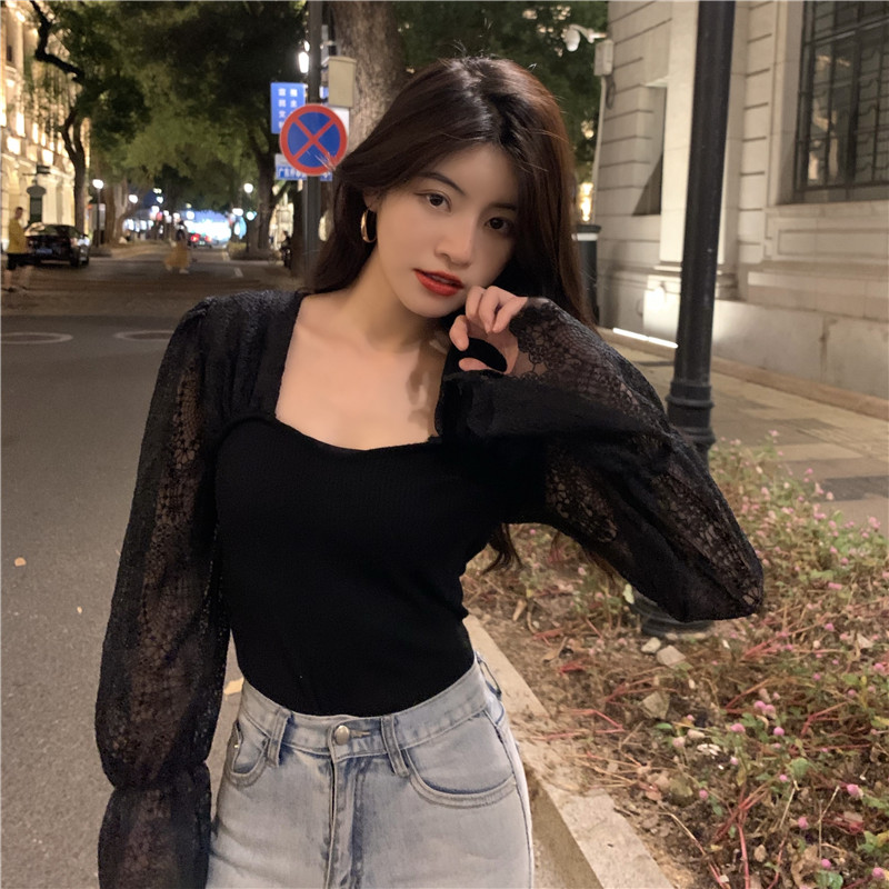 Real price French lace stitching shirt, niche design, bubble sleeve, thin temperament, long sleeve top