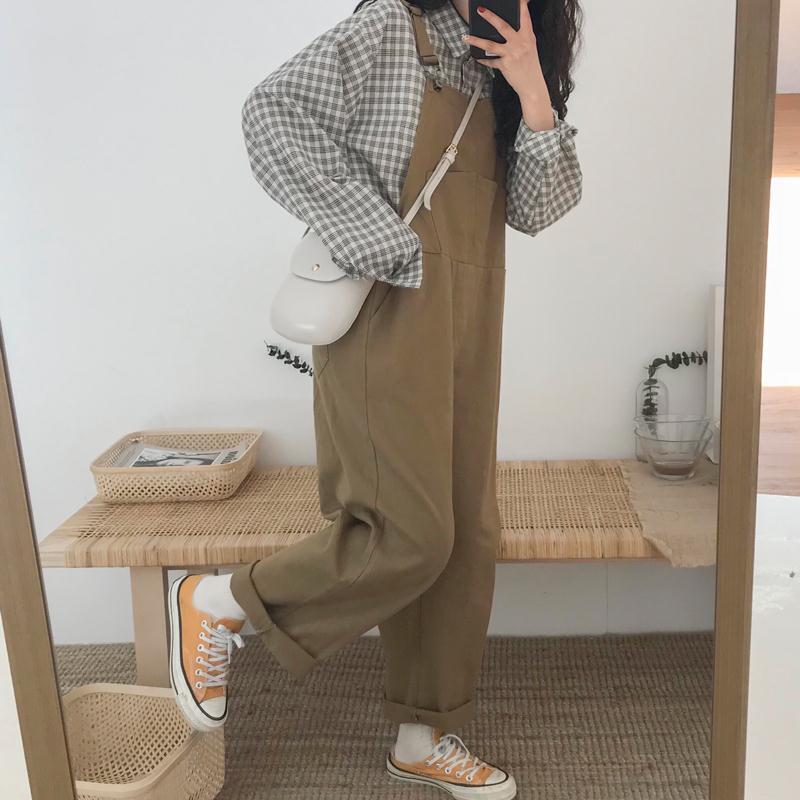 Autumn new style of Hong Kong style retro casual junior denim shoulder belt pants female students BF High Waist Wide Leg Jumpsuit trend