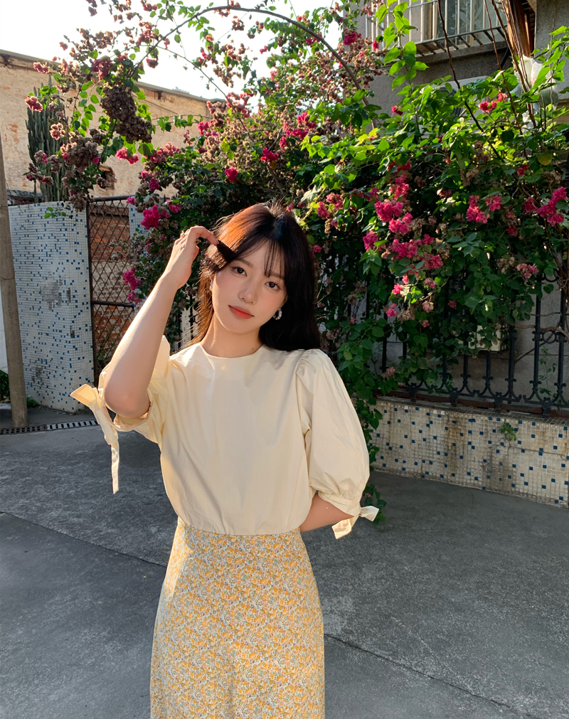 Real price sweet bubble sleeve shirt Korean loose bow tie tie short sleeve pleated top