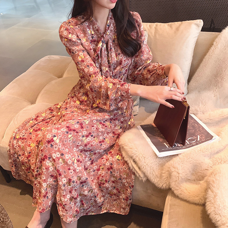 2021 new spring and autumn long sleeve gentle loose large skirt retro French Medium Long Floral Chiffon Dress