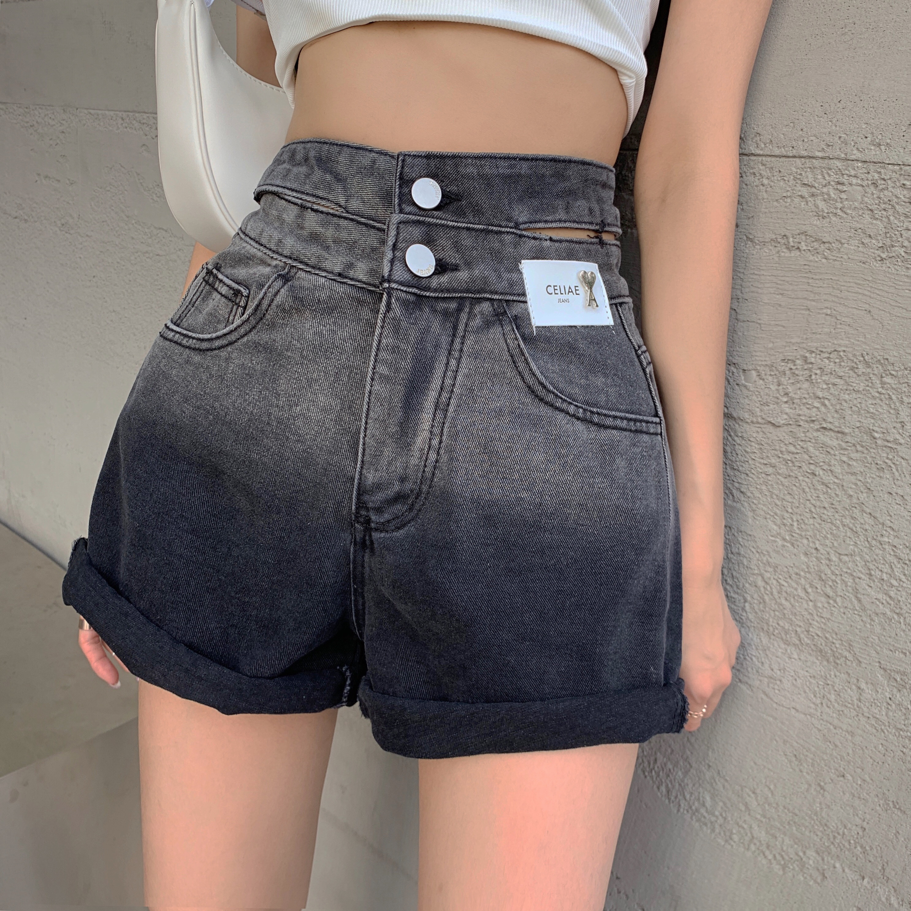 Women's summer chic slim wide leg A-line loose hot pants