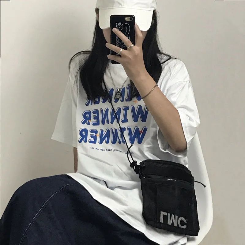 Hong Kong style girl loose short sleeve T-shirt