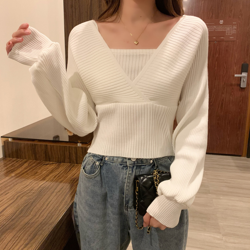 Real shot real price Korean soft wind fake two piece suspender collar bone open shoulder long sleeve sweater sweater women's top