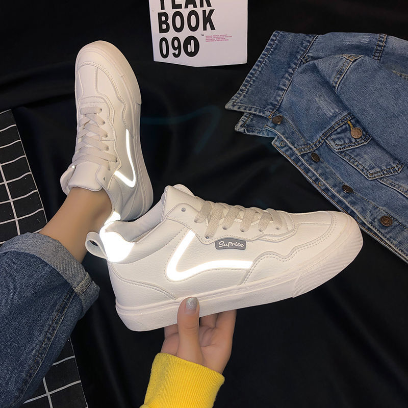 Elegant style high top board shoes for female students in winter 2020