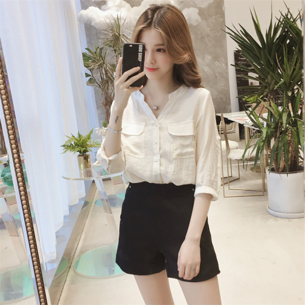 Hong Kong style small fresh shirt women's loose shirt spring and summer new Korean super fairy collar 7 / 4 Sleeve Top
