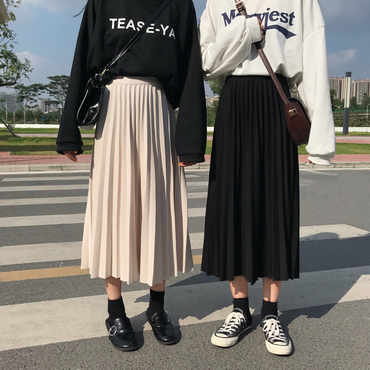 Real photo ~ autumn and winter new solid color large swing medium and long pleated skirt Korean version with A-line elastic waist skirt children