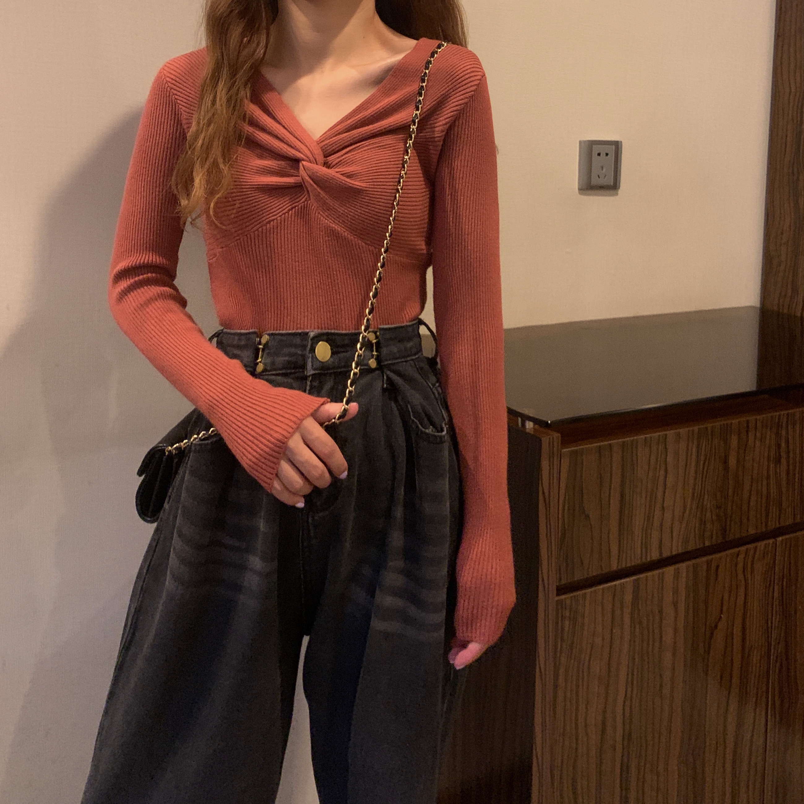 Real shooting special price autumn and winter slim long sleeve sweater V-neck knotted pit STRIPE TOP
