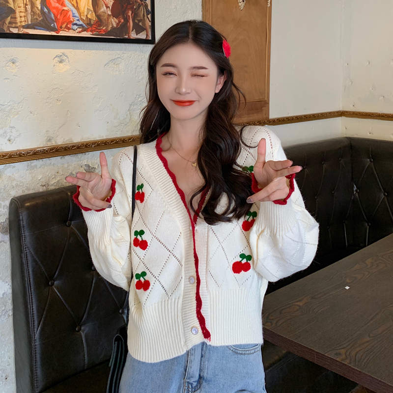 Real shooting and real price autumn new sweet and versatile cherry embroidery sweater age reducing lace V-neck cardigan women's sweater