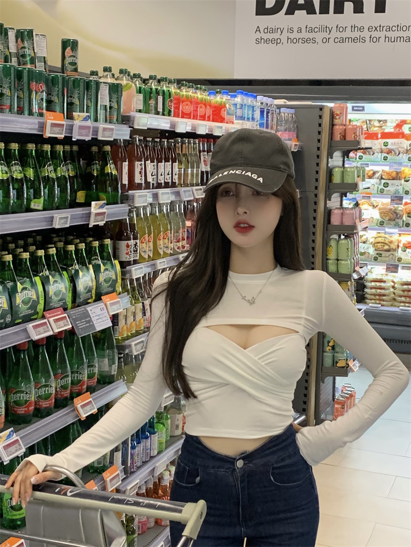 Real shot real price sexy cross wrapped chest exposed navel short suspender + T-shirt set summer girl