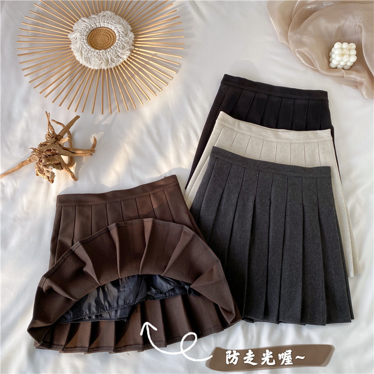 Real shot Korean version of autumn and winter thickened pleated skirt, versatile, thin Maoni A-shaped short skirt, fashionable