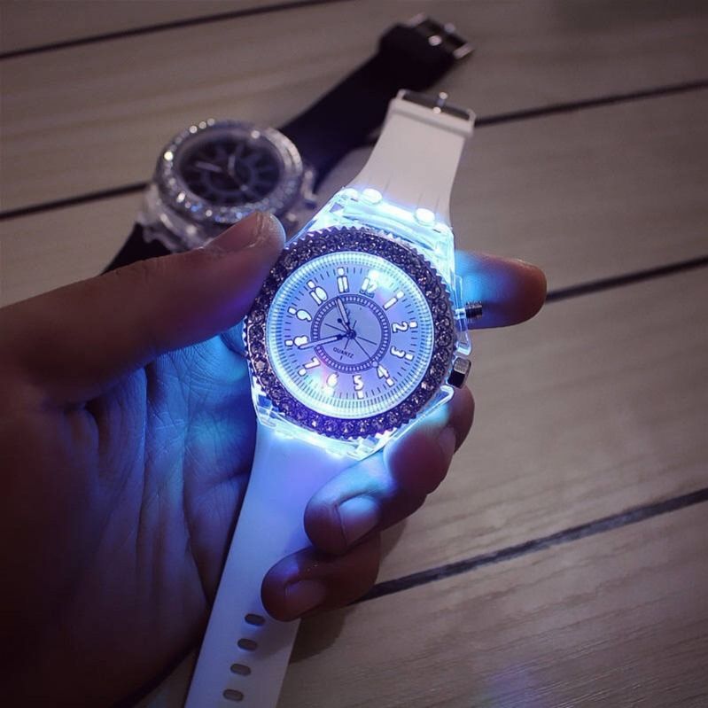 Luminous watch female students Korean version simple waterproof girl junior high school boys versatile luminous quartz lovers Watch