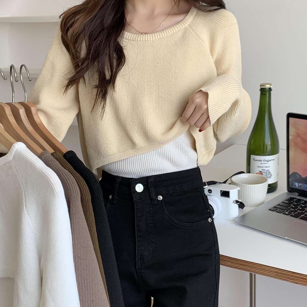 Real price real price 2021 early spring new sweater short outerwear blouse