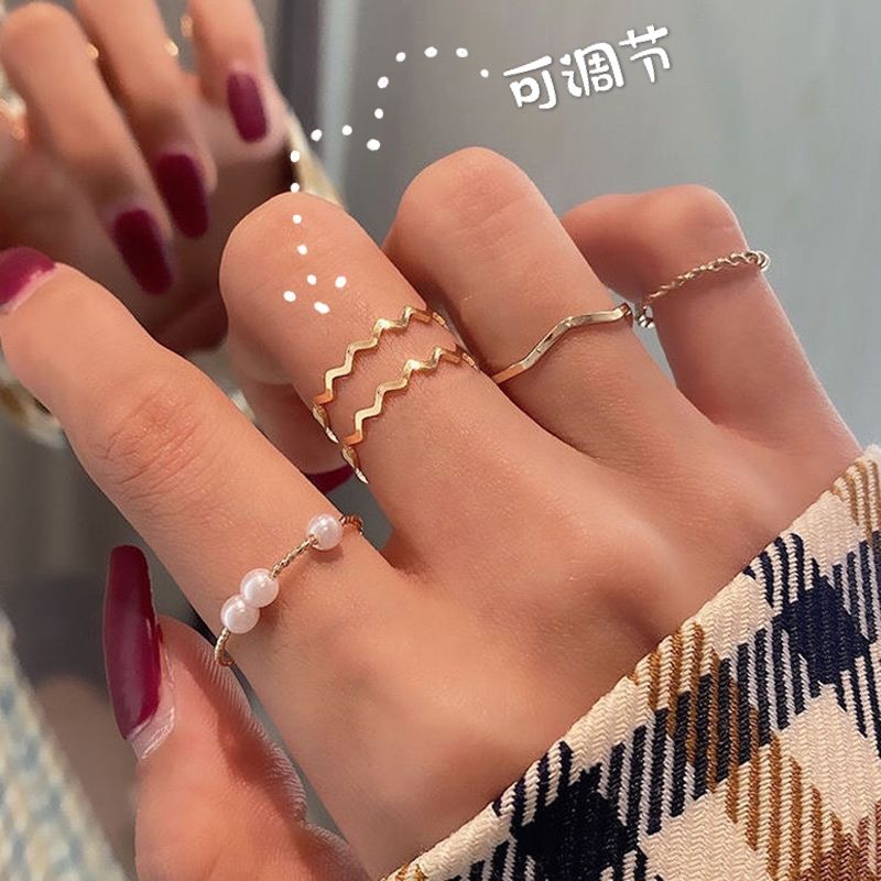 Net red new ring girl student simple personality girl friend index finger ring adjustable lovers love shape wave end ring