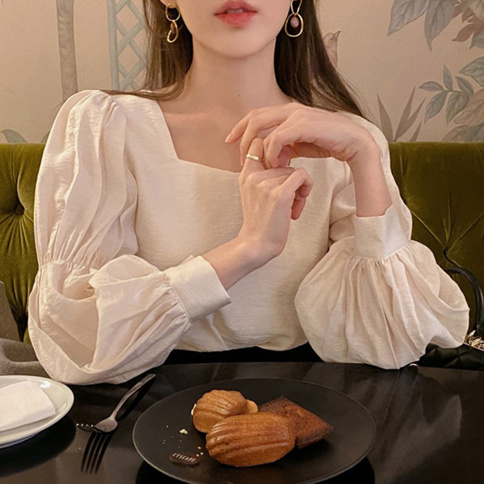 Korea chic sweet super immortal retro show thin square collar pleated bubble sleeve top junior long sleeve shirt women