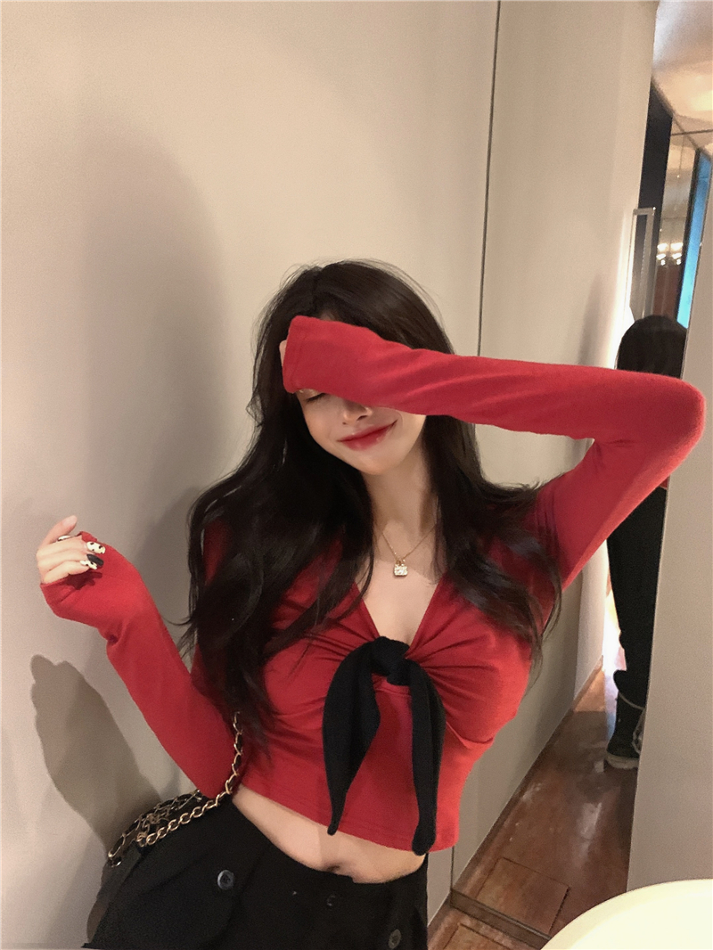 Real price real shooting long sleeve T-shirt foreign style fashion slim ins college style French short top design sense