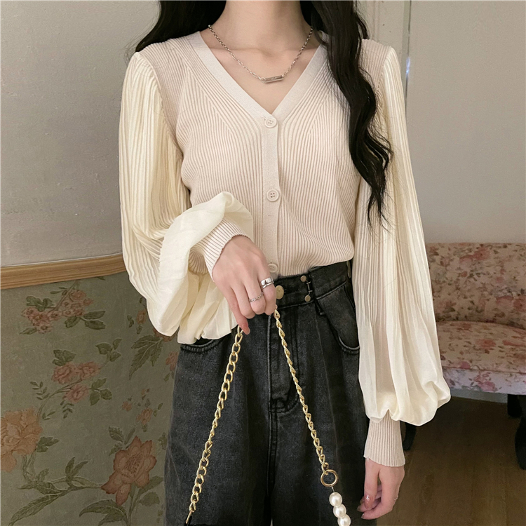 Real price real shooting autumn new Korean version solid color V-neck outside wearing cardigan, versatile long sleeved sweater