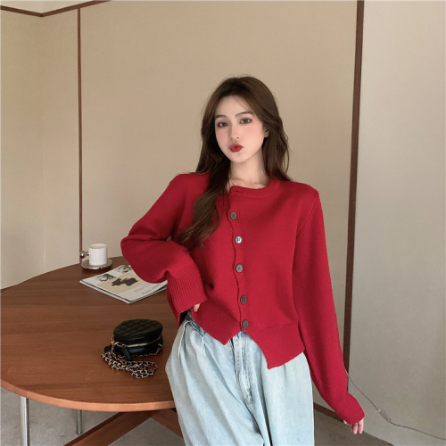 Real shooting real price autumn and winter Korean version versatile diagonal button round neck solid color knitted cardigan sweater coat