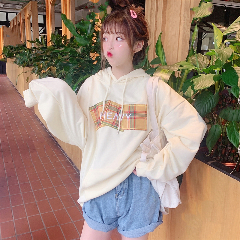 Photographs of 250 grams of David's clothes 2019 new Korean version embroidery letters plus velvet bathroom women's cap students