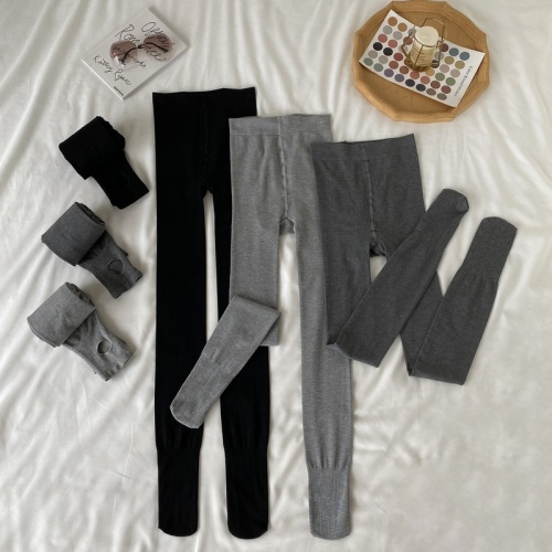 Real shooting and real price autumn and winter Leggings women wear plush, thickened, slim and warm socks and pants with feet