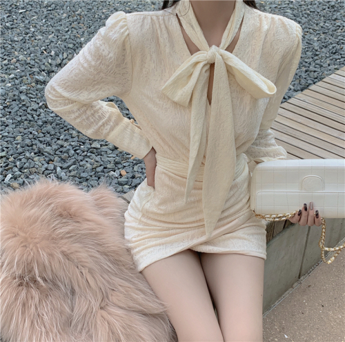 Real price 2021 autumn bow tie tie bubble sleeve apricot A-shaped irregular fold waist dress