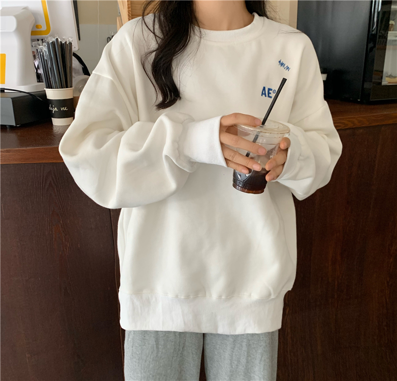 Real shot Korean loose Plush medium length embroidered sweater
