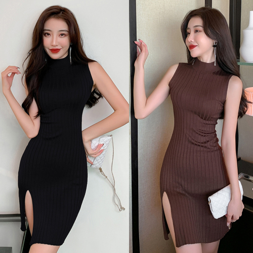 Real shooting new half high collar sexy small sleeveless knitted split buttock bottomed dress