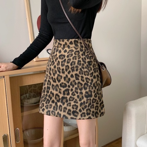 Real price leopard print skirt, suede wrap skirt, A-line skirt, short skirt